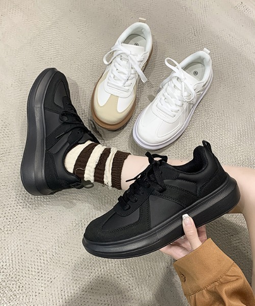 Shoes in Closet（シューズインクローゼット）の「超軽量 厚底 ジャーマントレーナータイプ  スニーカー 6883（スニーカー・レディース・ブラック/ホワイト/ホワイト系1・L/M/S/LL）」の7枚目の写真