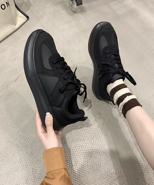 Shoes in Closet（シューズインクローゼット）の「超軽量 厚底 ジャーマントレーナータイプ  スニーカー 6883（スニーカー・レディース・ブラック/ホワイト/ホワイト系1・L/M/S/LL）」の17枚目の写真