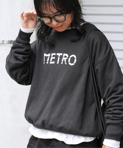 COLONY 2139（コロニートゥーワンスリーナイン）の「裏毛ロゴプリントクルーネックプルオーバー（スウェット・レディース・グレー/ブラック/オフホワイト・FREE）」の3枚目の写真