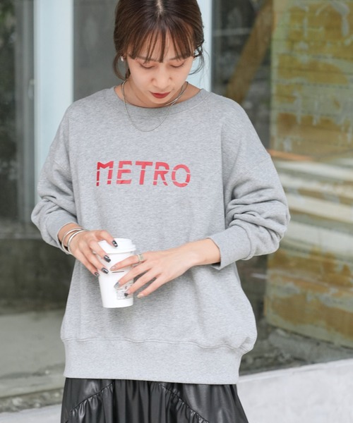 COLONY 2139（コロニートゥーワンスリーナイン）の「裏毛ロゴプリントクルーネックプルオーバー（スウェット・レディース・グレー/ブラック/オフホワイト・FREE）」の15枚目の写真