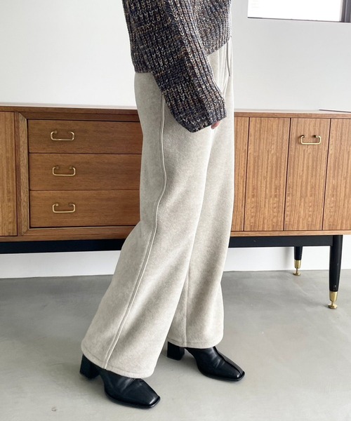 LOWRYS FARM（ローリーズファーム）の「フリースドロストパンツ　974816（スウェットパンツ・レディース・グレー/ブラック・FREE）」の4枚目の写真