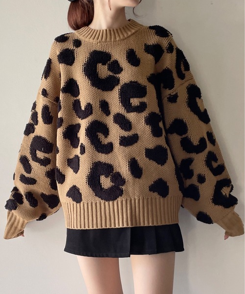 one way(ワンウェイ)の「アニマル柄ニット(ニット/セーター・レディース・ホワイト/ブラウン/ブラック・FREE)」の4枚目の写真