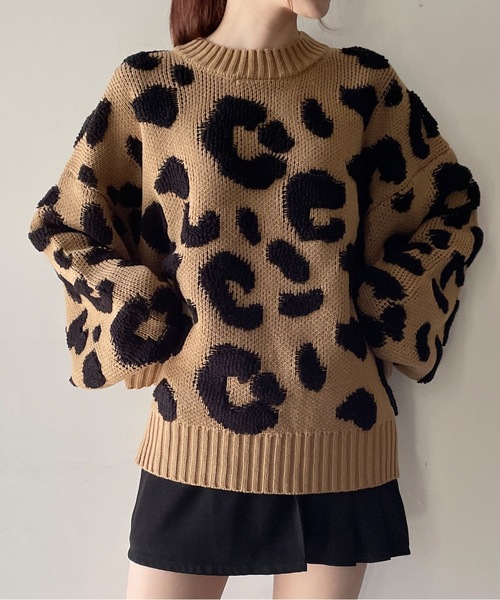 one way(ワンウェイ)の「アニマル柄ニット(ニット/セーター・レディース・ホワイト/ブラウン/ブラック・FREE)」の5枚目の写真