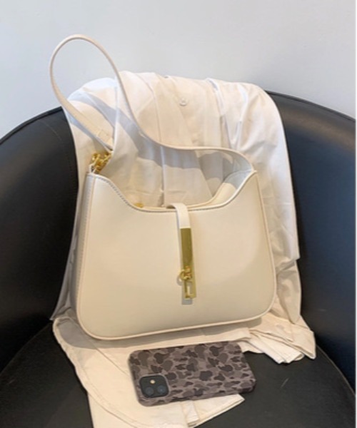 Burner(バーナー)の「【OKUOKU Recommend Select】チェーン ハンドル ワンショルダーバッグ oku-bag-714261107700-31(ショルダーバッグ・レディース・アイボリー/ブラウン/モカ/ブラック/ライトグリーン・FREE)」の14枚目の写真