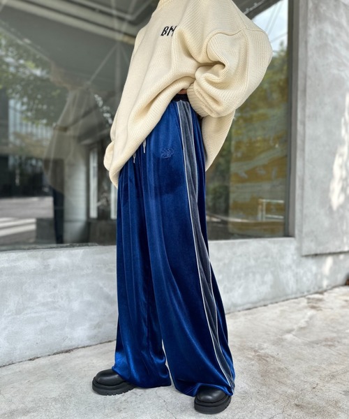 セール】【2サイズ展開】ベロアサイドライントラックパンツ（その他