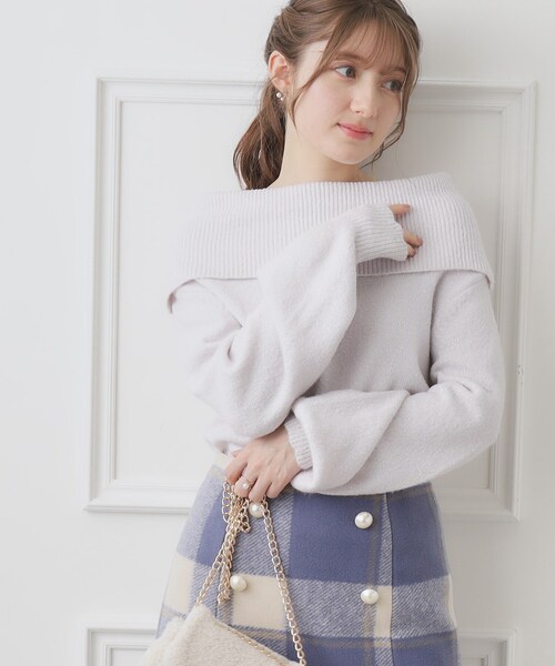 couture brooch（クチュールブローチ）の「◆【キラッと華やぎニット】オフタートル2WAYラメニット（ニット/セーター・レディース・アイボリー/ベビーピンク/ライトグレー・38/34/42）」の14枚目の写真