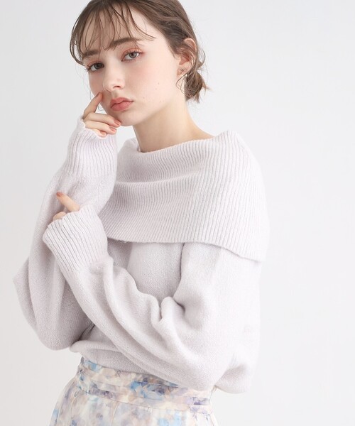 couture brooch（クチュールブローチ）の「◆【キラッと華やぎニット】オフタートル2WAYラメニット（ニット/セーター・レディース・アイボリー/ベビーピンク/ライトグレー・38/34/42）」の19枚目の写真