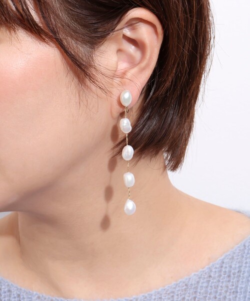 NOLLEY’S Sophi（ノーリーズソフィ）の「淡水レンパールイヤリング（イヤリング・レディース・オフホワイト・FREE）」の6枚目の写真