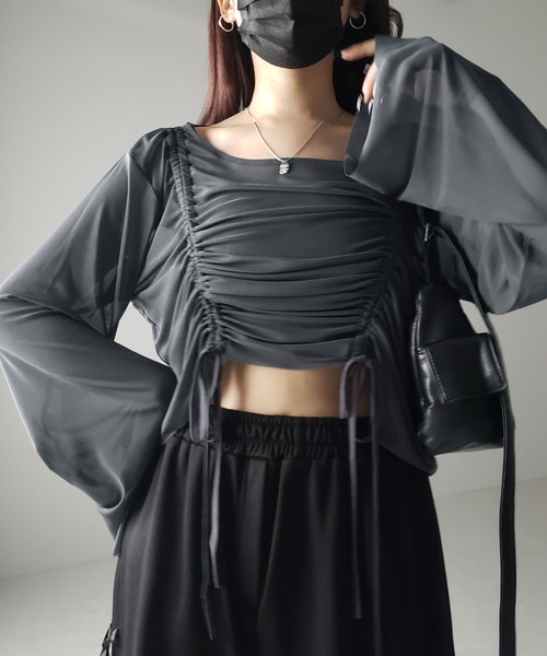 me+em select(ミームセレクト)の「【 3color 】ダブルリボンシャーリングショートシアートップス / double shirring ribbon short sheer tops(その他トップス・レディース・ホワイト/チャコール/ブラック・FREE)」の3枚目の写真