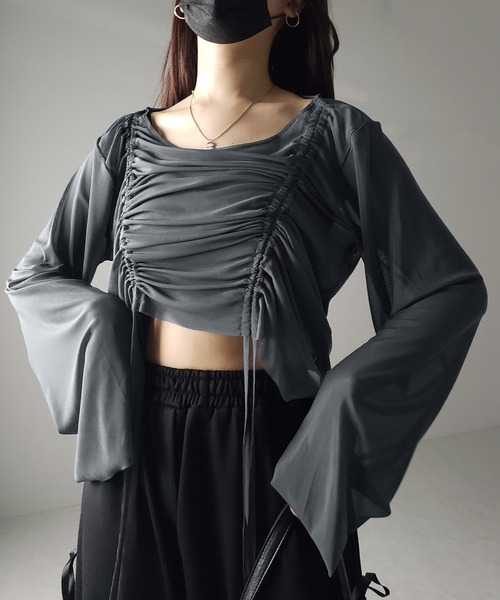 me+em select(ミームセレクト)の「【 3color 】ダブルリボンシャーリングショートシアートップス / double shirring ribbon short sheer tops(その他トップス・レディース・ホワイト/チャコール/ブラック・FREE)」の4枚目の写真