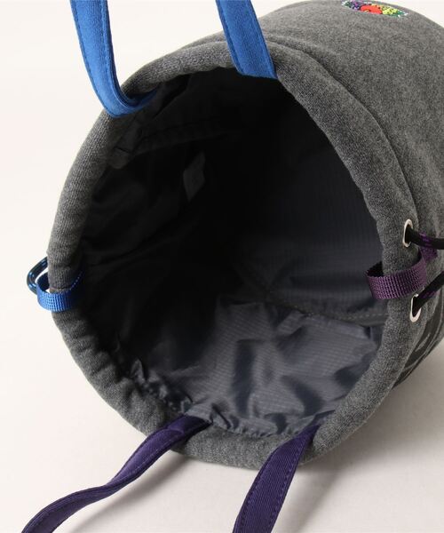 Design Tshirts Store graniph(デザイン ティーシャツ ストア グラニフ)の「FRUIT OF THE LOOM× graniph LAMCHP BAG(ハンドバッグ・メンズ・グレー・FREE)」の13枚目の写真