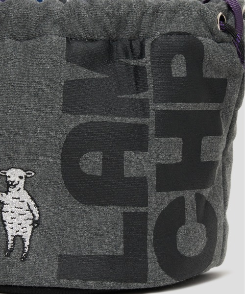 Design Tshirts Store graniph(デザイン ティーシャツ ストア グラニフ)の「FRUIT OF THE LOOM× graniph LAMCHP BAG(ハンドバッグ・メンズ・グレー・FREE)」の8枚目の写真