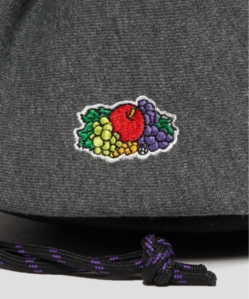 Design Tshirts Store graniph(デザイン ティーシャツ ストア グラニフ)の「FRUIT OF THE LOOM× graniph LAMCHP BAG(ハンドバッグ・メンズ・グレー・FREE)」の10枚目の写真