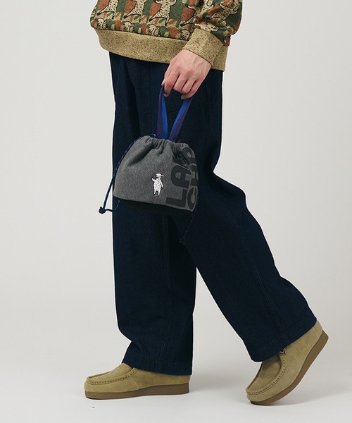 Design Tshirts Store graniph(デザイン ティーシャツ ストア グラニフ)の「FRUIT OF THE LOOM× graniph LAMCHP BAG(ハンドバッグ・メンズ・グレー・FREE)」の16枚目の写真