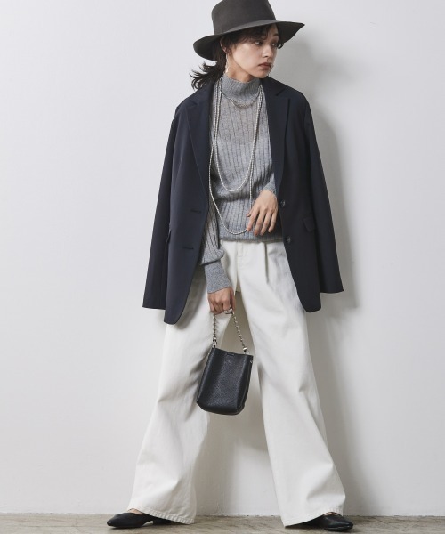 CHIC STYLE(シックスタイル)の「<大きいサイズ>ボックスシルエットテーラードジャケット シックスタイル(テーラードジャケット・レディース・ベージュ/ネイビー・L/LL/3L/4L/5L)」の14枚目の写真