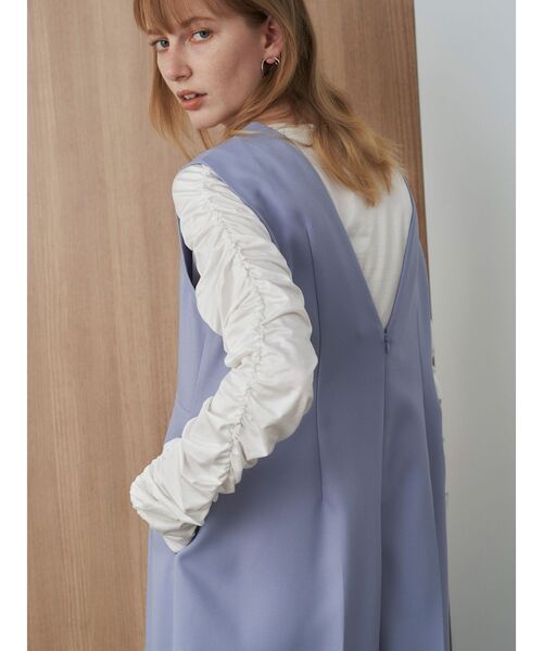 トップス ELENDEEK SHIRRING CREW NECK CS ELENDEEK（エレンディーク）の「SHIRRING CREW NECK CS（Tシャツ