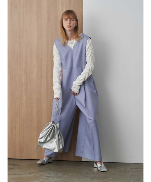 ELENDEEK（エレンディーク）の「シャーリングクルーネックカットソー（Tシャツ/カットソー・レディース・ブラック/オフホワイト/イエロー・FREE）」の17枚目の写真