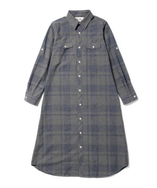 BEAMS BOY(ビームスボーイ)の「BEAMS BOY / ネルチェック ロールアップ ロングワンピース(シャツワンピース・レディース・レッド/ネイビー・ONE SIZE)」の10枚目の写真