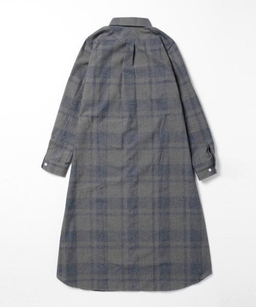 BEAMS BOY(ビームスボーイ)の「BEAMS BOY / ネルチェック ロールアップ ロングワンピース(シャツワンピース・レディース・レッド/ネイビー・ONE SIZE)」の8枚目の写真