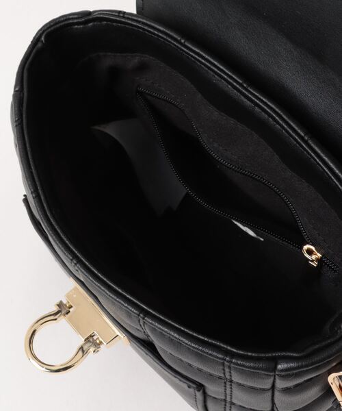 axes femme（アクシーズファム）の「ダブルステッチキルトバッグ（ショルダーバッグ・レディース・グレイッシュベージュ/グリーン/ブラック・FREE）」の6枚目の写真