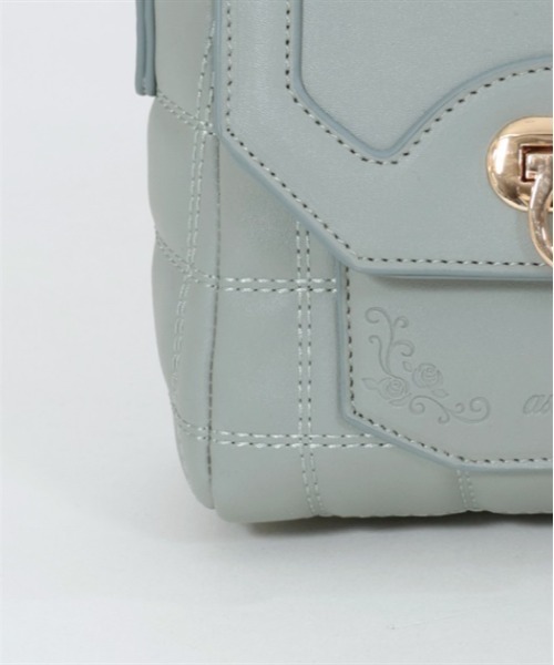 axes femme（アクシーズファム）の「ダブルステッチキルトバッグ（ショルダーバッグ・レディース・グレイッシュベージュ/グリーン/ブラック・FREE）」の11枚目の写真