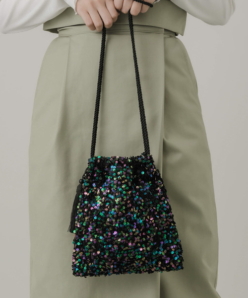 SMELLY（スメリー）の「スパンコールキンチャクショルダー（ショルダーバッグ・レディース・ブラック系その他/ゴールド系その他・-）」の5枚目の写真