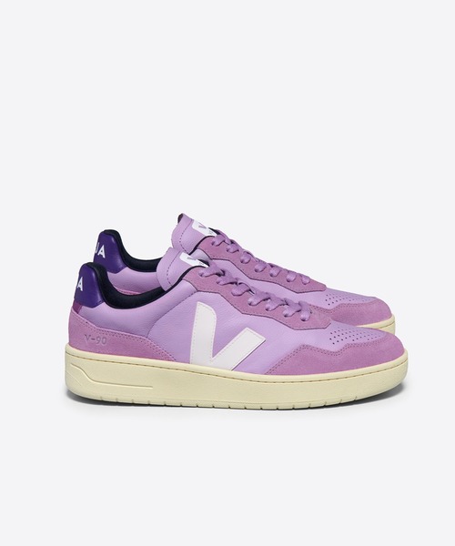 VEJA(ヴェジャ)の「VEJA / "V-90" スニーカー(スニーカー・レディース・ホワイト/ホワイト×グリーン/ホワイト×ブルー/ホワイト系/ホワイト×グレー/パープル系・38/37/42/39/36/41/43/40)」の6枚目の写真