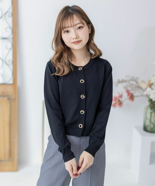 clear（クリア）の「ハトメバー釦ニットカーディガン（カーディガン/ボレロ・レディース・ライトグレー/ブラック/イエロー系その他/オフホワイト・F）」の3枚目の写真