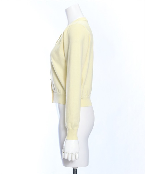 clear（クリア）の「ハトメバー釦ニットカーディガン（カーディガン/ボレロ・レディース・ライトグレー/ブラック/イエロー系その他/オフホワイト・F）」の10枚目の写真