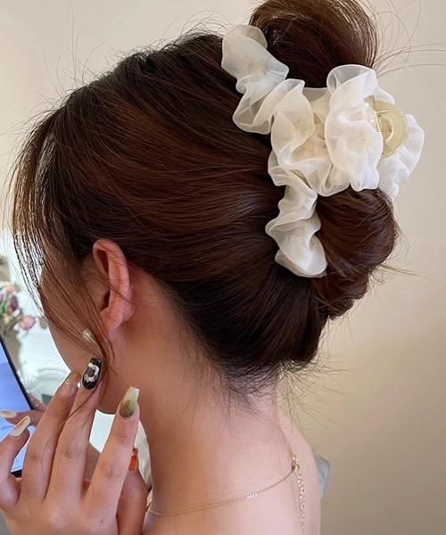 Miniministore（ミニミニストア）の「ヘアクリップ フリル バンスクリップ（バレッタ/ヘアクリップ・レディース・アイボリー/ブラック/ベージュ/ピンク・FREE）」の2枚目の写真