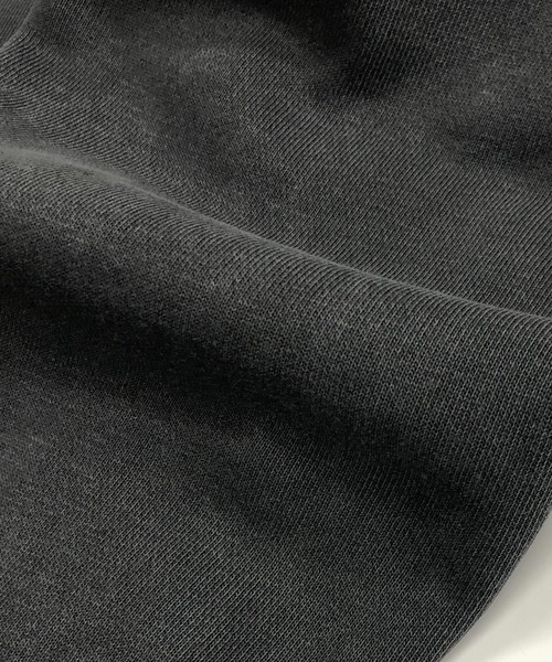 TRAP/U (トラップユー)の「ピグメントWash 裏毛スウェット / ジップアップ スウィングトップ ブルゾン(カバーオール・メンズ・ブラック/ブルー/ベージュ・M/L)」の6枚目の写真