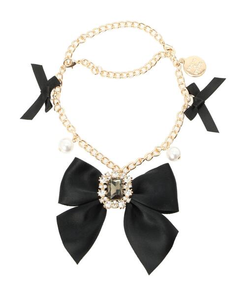 Maison de FLEUR（メゾンドフルール）の「ビジューリボンパールバッグチャーム（チャーム・レディース・アイボリー/ブラック/ピンクベージュ・FREE）」の13枚目の写真