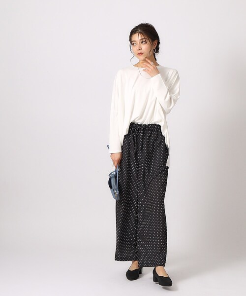 SHOO・LA・RUE（シューラルー）の「◆【体型カバー】ずっと触れていたくなる とろみワイド ドルマントップス（Tシャツ/カットソー・レディース・ブラック系2/ベージュ/ホワイト/グリーン系・00）」の5枚目の写真