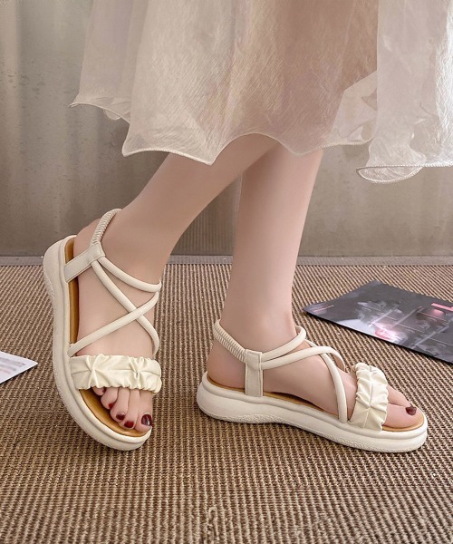 厚底サンダルストラップ美脚韓国夏