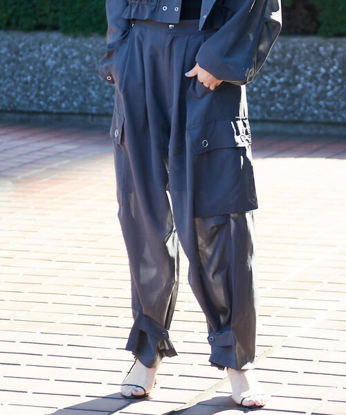 schott（ショット）の「ShottｘRUMBLE RED (ショットｘランブルレッド) SLUB CHIFFON CARGO PANTS（カーゴパンツ・レディース・ベージュ/チャコールグレー・F）」の17枚目の写真