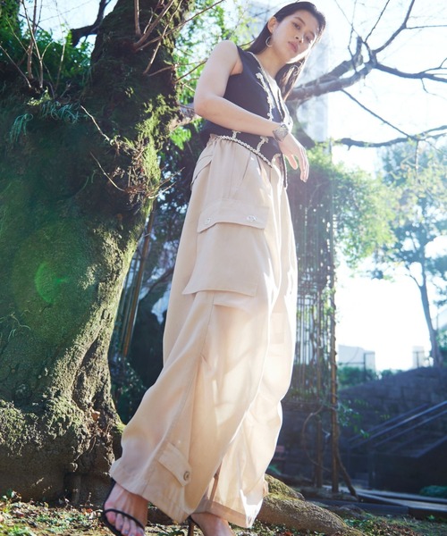 schott（ショット）の「ShottｘRUMBLE RED (ショットｘランブルレッド) SLUB CHIFFON CARGO PANTS（カーゴパンツ・レディース・ベージュ/チャコールグレー・F）」の3枚目の写真