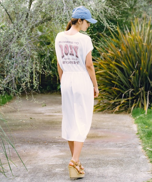 ROXY(ロキシー)の「ROXY/ロキシー 水陸両用 ユーティリティ 体型カバー 2WAY ロングワンピース RLY242046(ワンピース・レディース・ブラック/ホワイト/モスグリーン・L/M)」の4枚目の写真