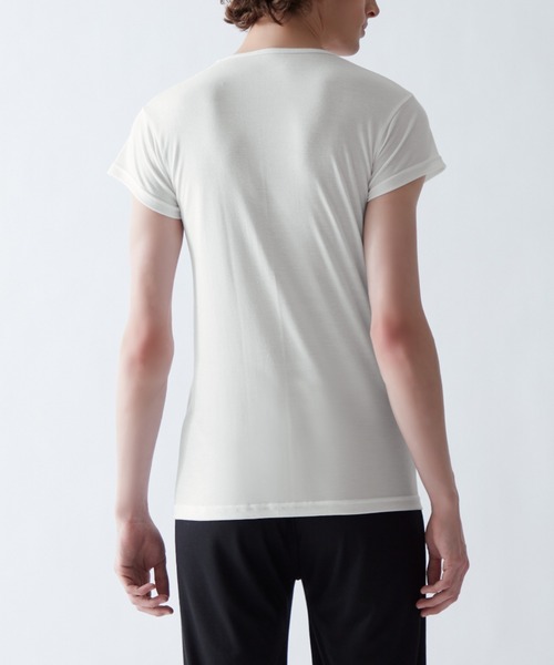 GUNZE（グンゼ）の「アセドロン 汗取り付きVネックTシャツ 鹿の子 ベタつき瞬時にどこへやら（インナーウェア/肌着・メンズ・シルバー系その他/ホワイト/ブラック・LARGE/X-LARGE/MEDIUM）」の8枚目の写真