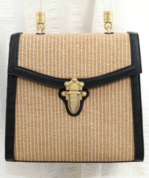 an another angelus(アンアナザーアンジェラス)の「フロント金具使いフェイクラフィアバッグ(ハンドバッグ・レディース・ブラック×ベージュ/オフホワイト・FREE)」の16枚目の写真