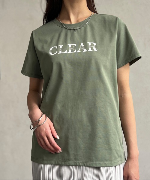 Chez toi(シェトワ)の「箔ラインロゴTシャツ(Tシャツ/カットソー・レディース・ブラック/グレイッシュベージュ/オリーブ/オフホワイト・FREE)」の21枚目の写真