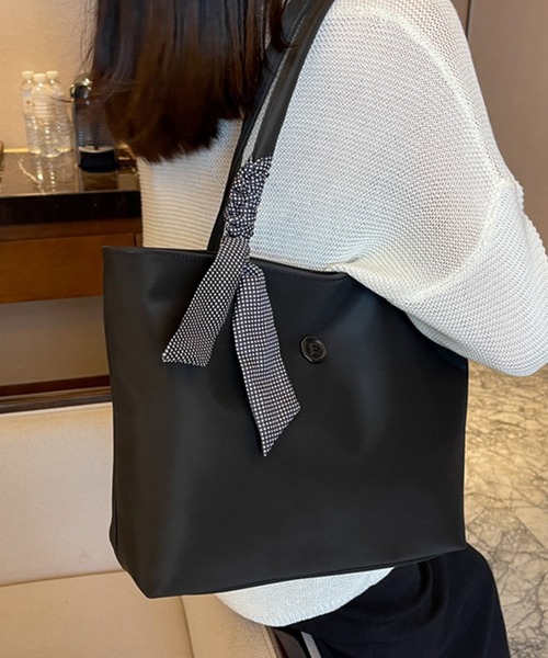 STYLEBLOCK(スタイルブロック)の「リボン付きスクエアトートバッグ(トートバッグ・レディース・オフホワイト/グリーン/ピンク/ブラック・FREE)」の2枚目の写真