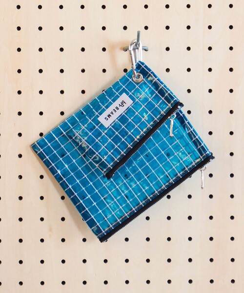 bpr BEAMS（ビーピーアール ビームス ）の「bPr BEAMS / PVC ポーチ 2個セット（ポーチ・メンズ・ブラック/イエロー/オレンジ/ブルー/ホワイト/グリーン・ONE SIZE）」の4枚目の写真