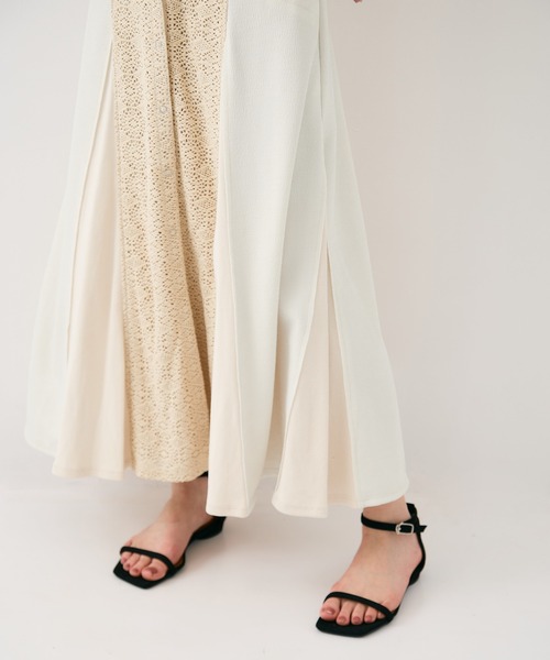 PUBLIC TOKYO（パブリックトウキョウ）の「コットンレースミックスワンピース（ワンピース・レディース・ブラック/アイボリー・1/2）」の11枚目の写真