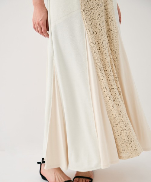 PUBLIC TOKYO（パブリックトウキョウ）の「コットンレースミックスワンピース（ワンピース・レディース・ブラック/アイボリー・1/2）」の10枚目の写真