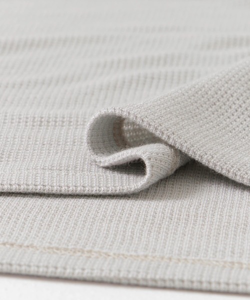 URBAN RESEARCH DOORS（アーバンリサーチドアーズ）の「ワッフルタンクトップ（タンクトップ・メンズ・ブラック/ホワイト/グレー・MEDIUM/LARGE）」の4枚目の写真