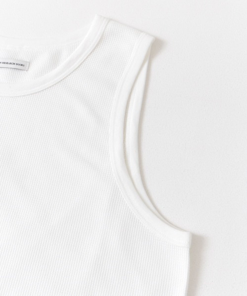 URBAN RESEARCH DOORS（アーバンリサーチドアーズ）の「ワッフルタンクトップ（タンクトップ・メンズ・ブラック/ホワイト/グレー・MEDIUM/LARGE）」の5枚目の写真