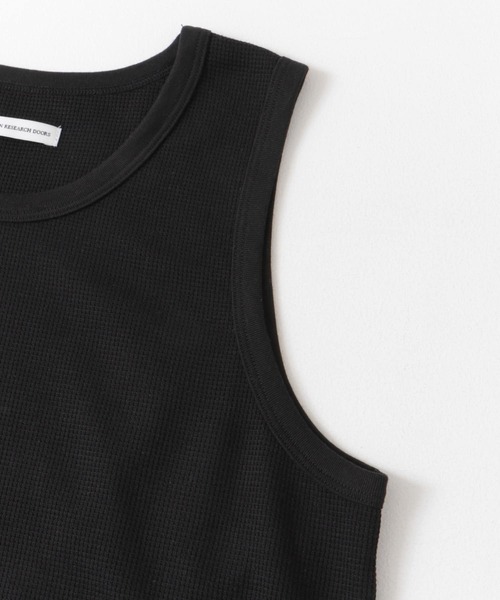 URBAN RESEARCH DOORS（アーバンリサーチドアーズ）の「ワッフルタンクトップ（タンクトップ・メンズ・ブラック/ホワイト/グレー・MEDIUM/LARGE）」の6枚目の写真