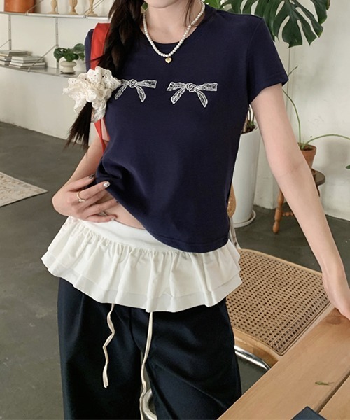 gossip!ロサンゼルス(ゴシップロサンゼルス)の「リボン ラウンドネックTシャツ Y2K(Tシャツ/カットソー・レディース・オフホワイト/ネイビー・FREE)」の5枚目の写真