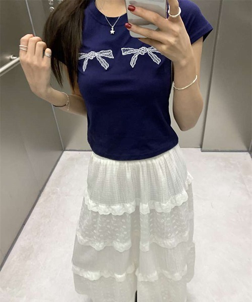 gossip!ロサンゼルス(ゴシップロサンゼルス)の「リボン ラウンドネックTシャツ Y2K(Tシャツ/カットソー・レディース・オフホワイト/ネイビー・FREE)」の18枚目の写真