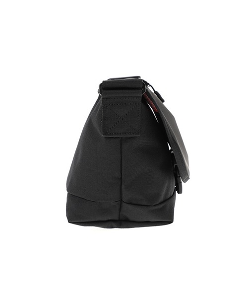 Manhattan Portage（マンハッタンポーテージ）の「Nylon Messenger Bag JR Flap Zipper Pocket Dulon（メッセンジャーバッグ・メンズ・ブラック/ライトグレー・SMALL）」の20枚目の写真